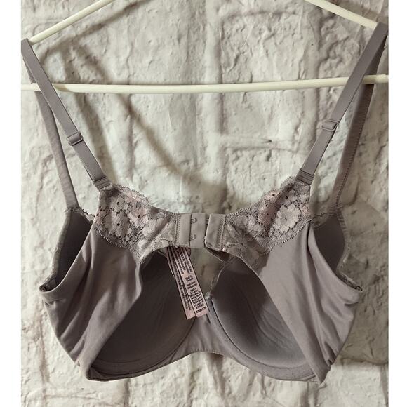 Victoria's Secret Lavender Lace 32DD Body By Victoria Lined Demi Bra - Picture 4 of 5